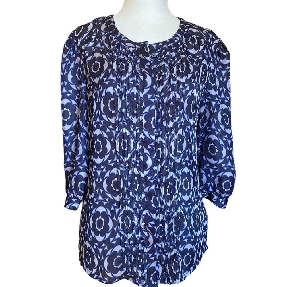 Banana Republic Navy Patterned Button Up Blouse Small